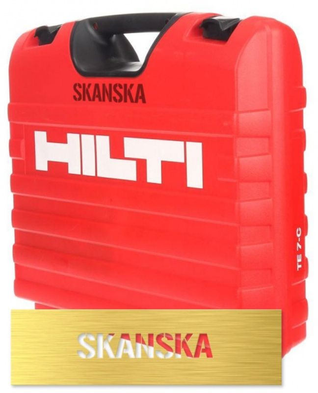 Sjablong i messing med firmanavn